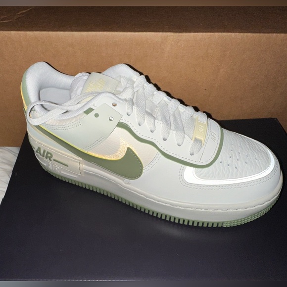 Nike Women's Air Force 1 Shadow Shoes - Picture 7 of 9